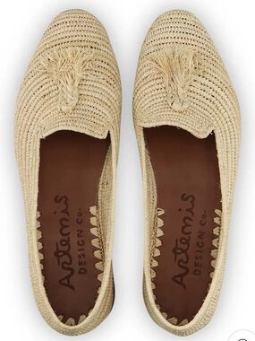 Artemis Design Co. Women's Natural Raffia Tassel Loafers Size 11
